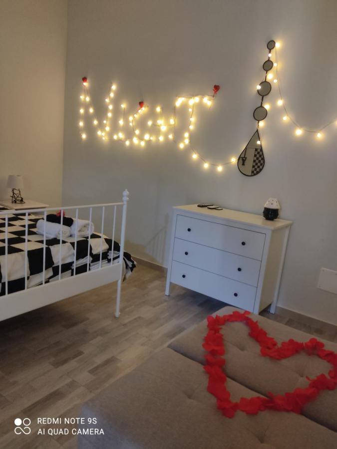 Scacco Matto Holiday House Taranto Luaran gambar